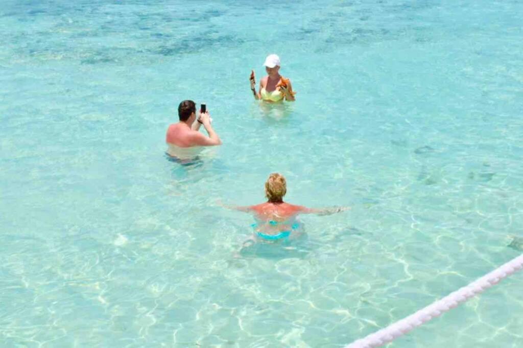 Get Breeze @Cadaquescaribe Bayahibe Apartment Luaran gambar